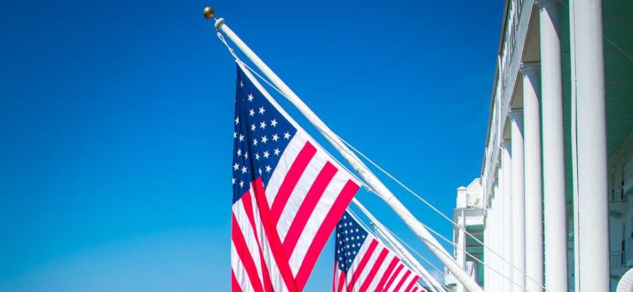 AAA Memorial Day Weekend Grand Hotel