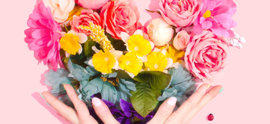 A Guide to Mother's Day Gift Ideas and Celebrations