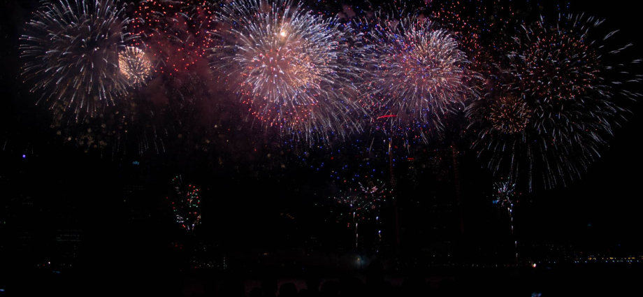 Ford Fireworks at the Detroit Riverfront- What are some free things to do in Detroit, Fun In Michigan