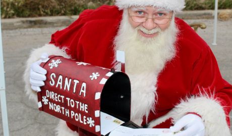 Discover 25 Christmas Things to Do in Michigan 2023 for an unforgettable holiday season. Explore festive events, activities, and traditions in the Great Lakes State.