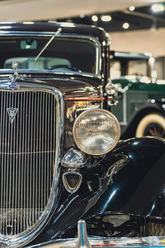 Can you tell me about the most unique and custom cars seen at the cruise