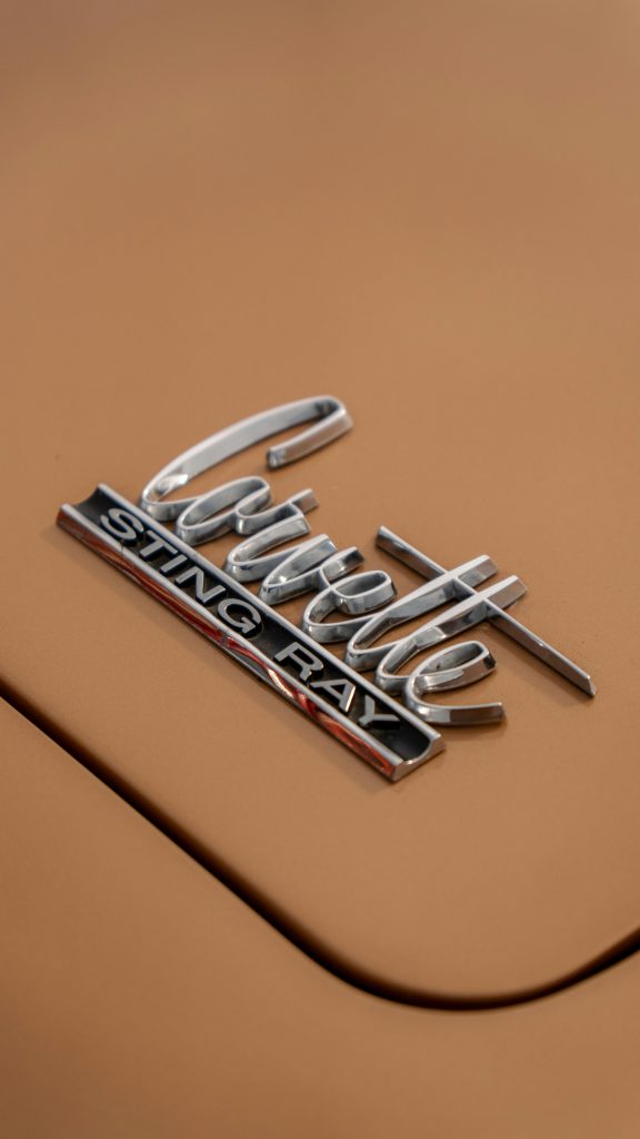 How does the woodward dream cruise detroit car show preserve the legacy of American car culture. The Woodward Dream Cruise is an annual automotive event held in the northern suburbs of Detroit, Michigan. It is the world's largest one-day automotive event, attracting over a million people and 40,000 classic cars, muscle cars, and other specialty vehicles. The event began in 1995 as a small fundraiser for a soccer field in Ferndale, Michigan, but quickly grew into a massive tradition. It celebrates the cruising culture of Woodward Avenue from the 1950s and '60s. The event officially takes place on the third Saturday in August, but the celebration often extends over the entire weekend and the weeks leading up to it.