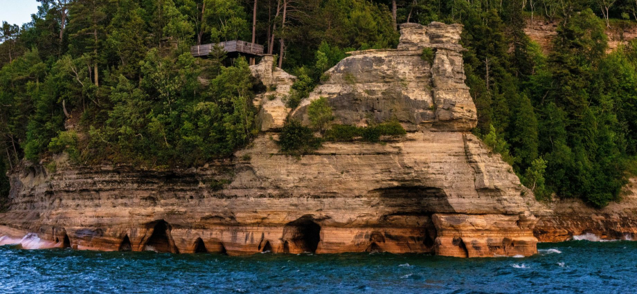 Plan the perfect Michigan road trip. Routes, stops, and insider tips for the best summer drives. Michigan road trip ideas
