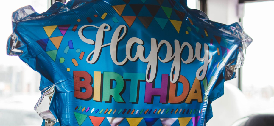 >Birthday Freebies 2026: Get Free Stuff on Your Birthday!